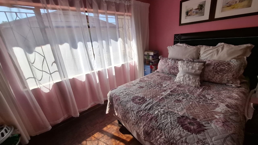 3 Bedroom Property for Sale in Oos Einde North West